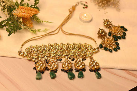 Aashvi Kundan Choker