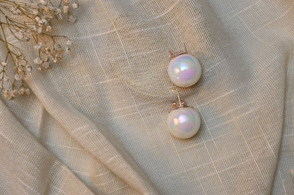 LUXE pearl earrings