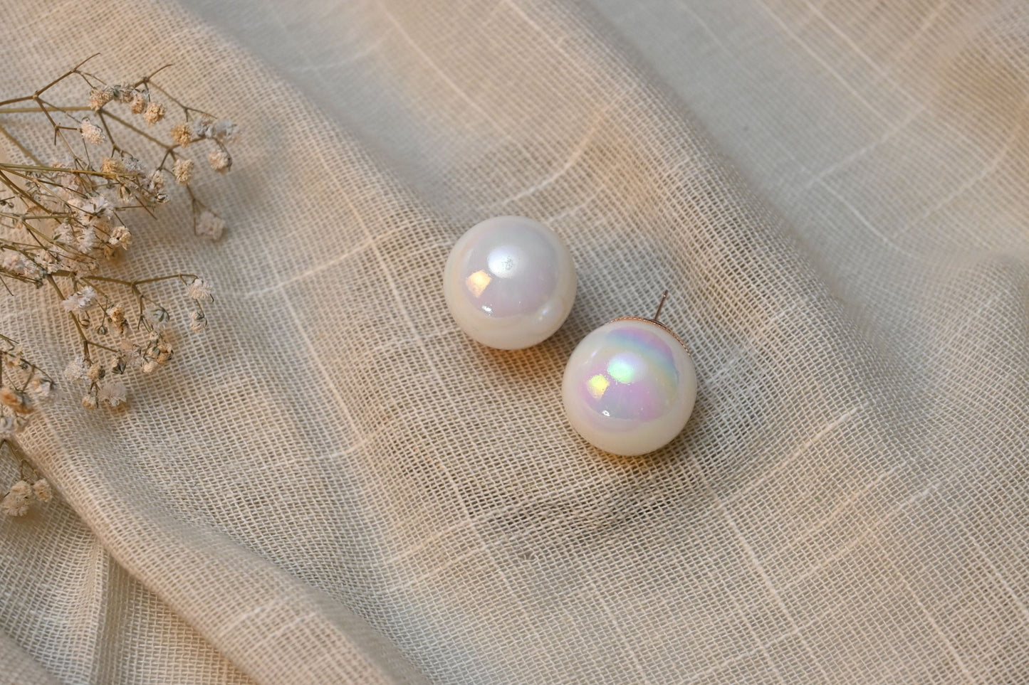 LUXE pearl earrings