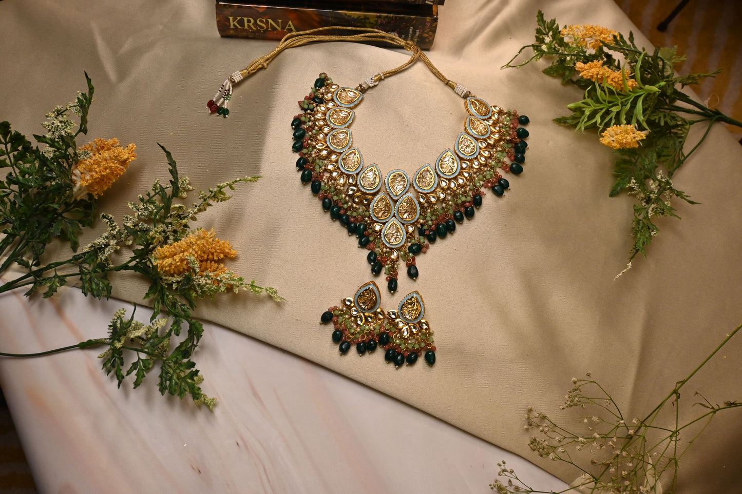 NAAZ Kundan necklace