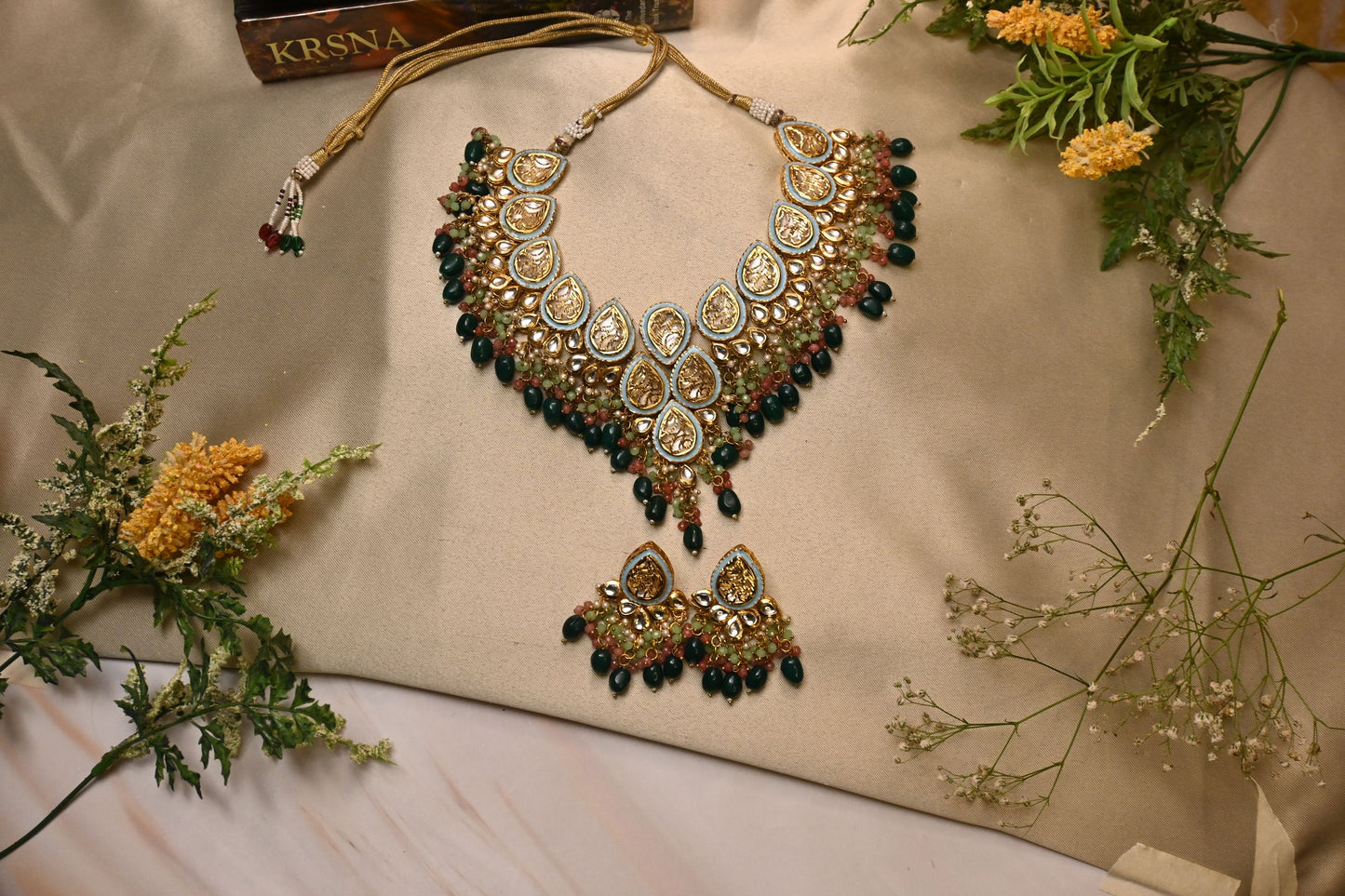 NAAZ Kundan necklace