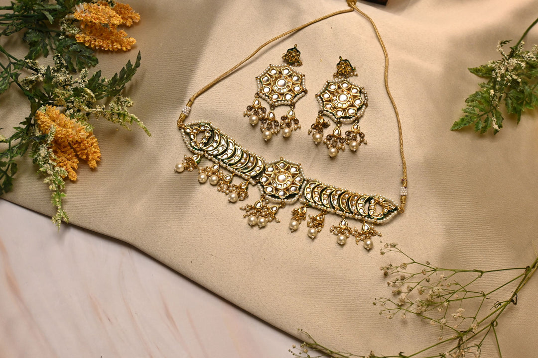 Chandani Latkan Choker