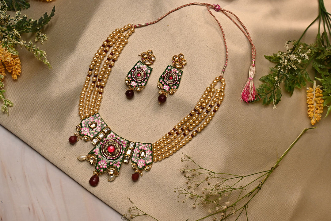 MADHUBAN Necklace